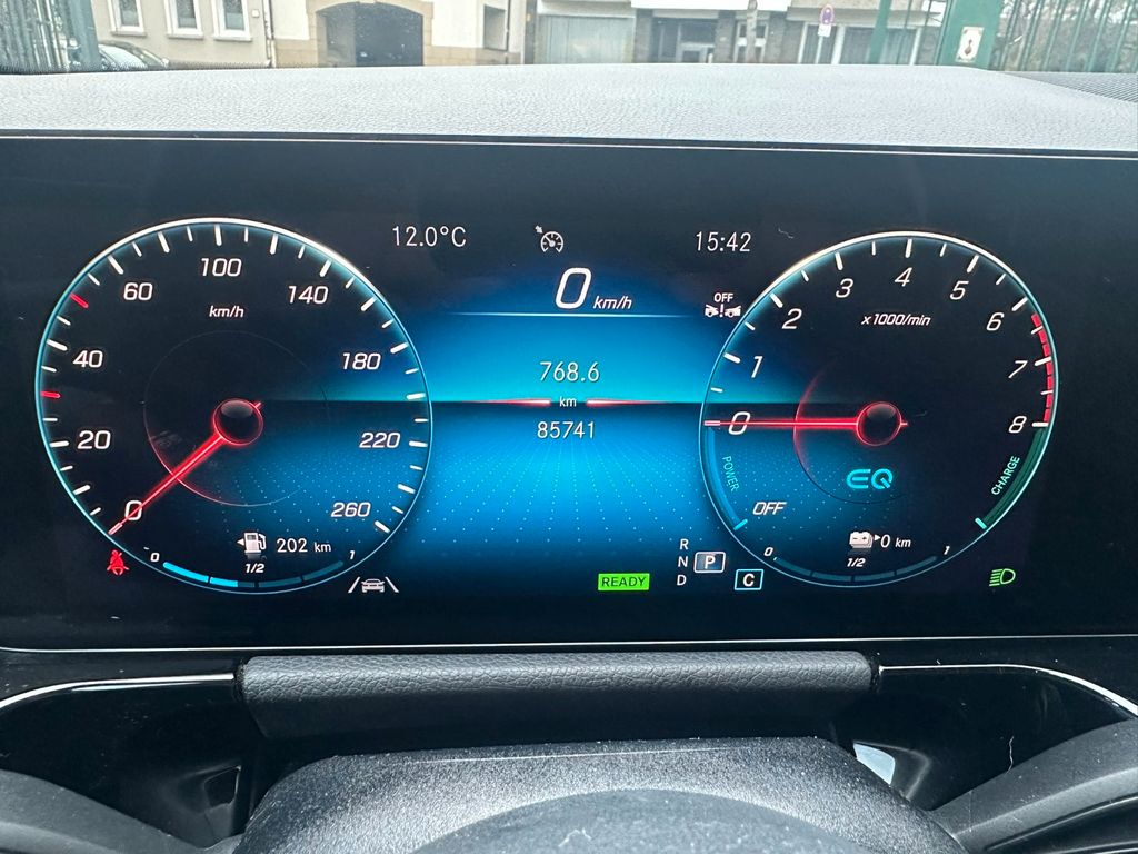 Mercedes-Benz B 250 2022