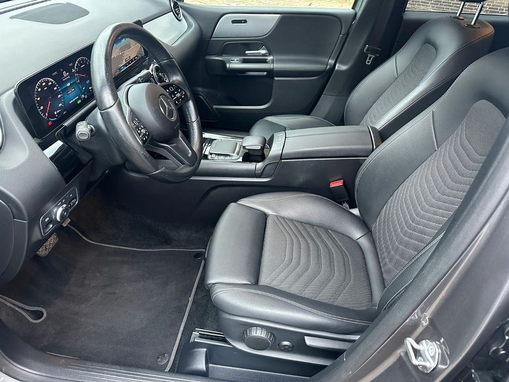 Mercedes-Benz B 250 2022