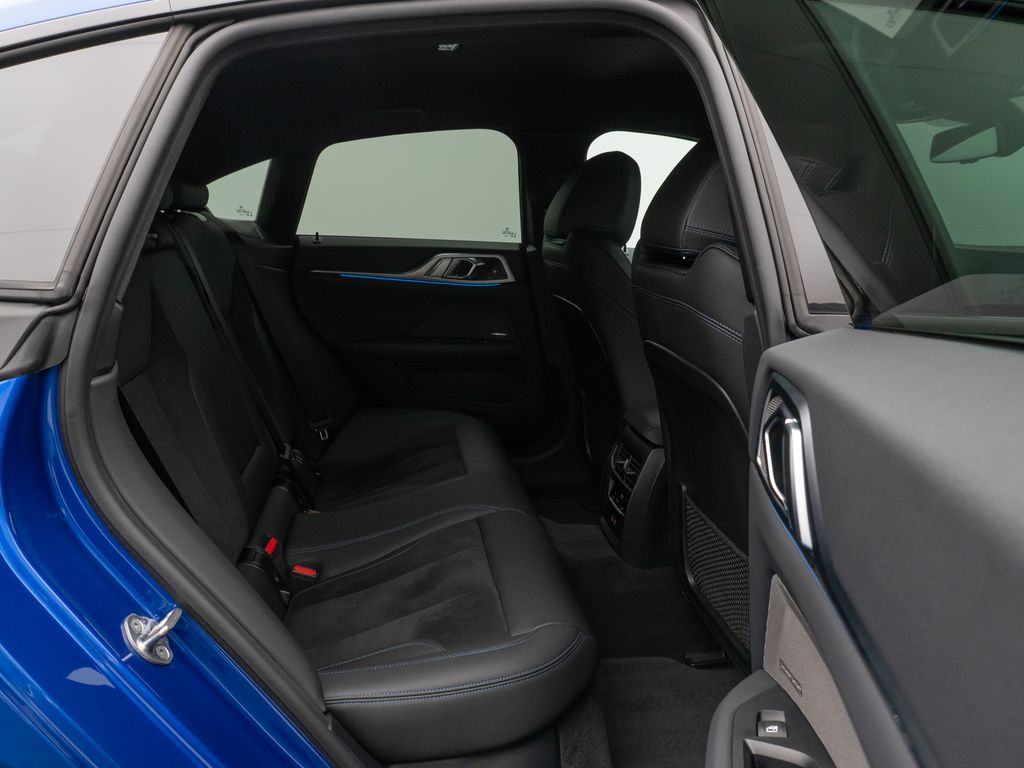 BMW i4 2022