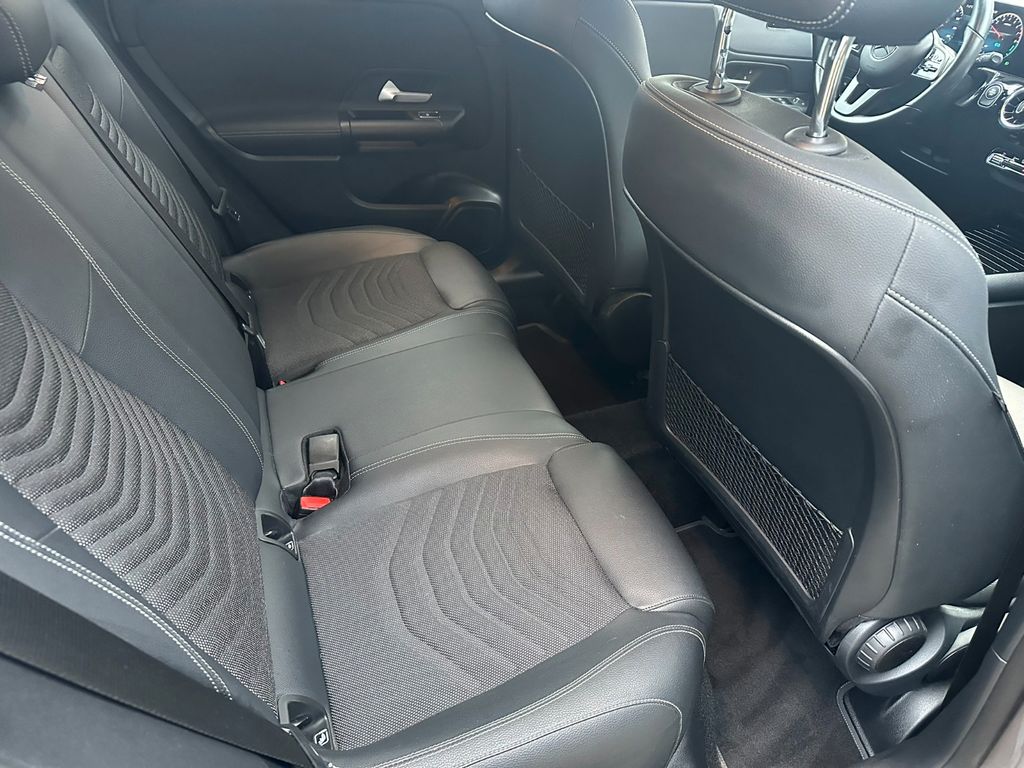 Mercedes-Benz B 250 2022