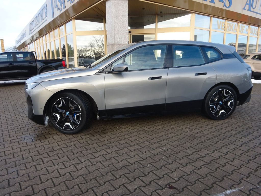BMW iX 2022