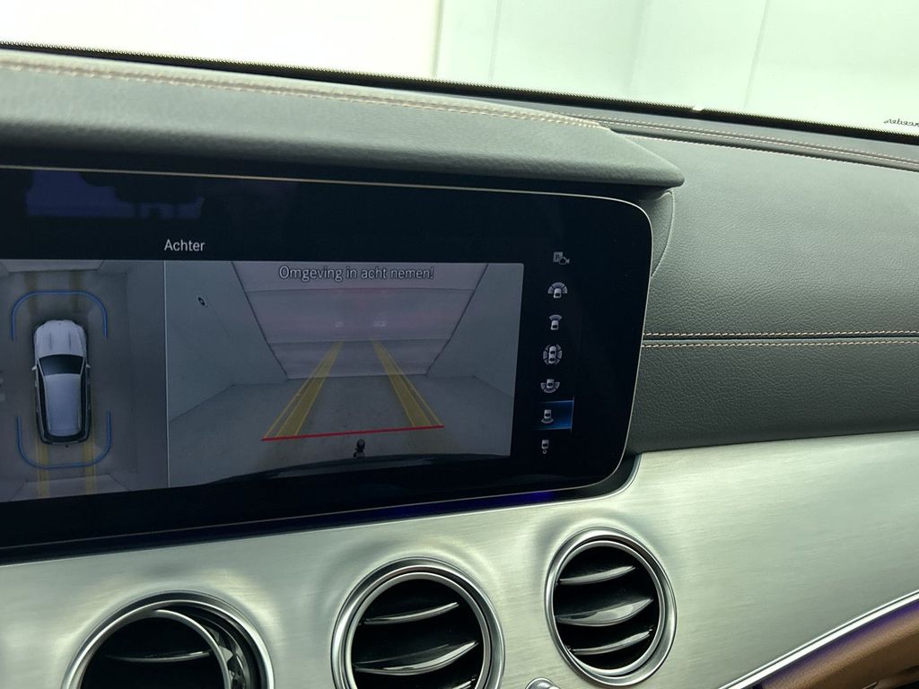 Mercedes-Benz E 300 2022