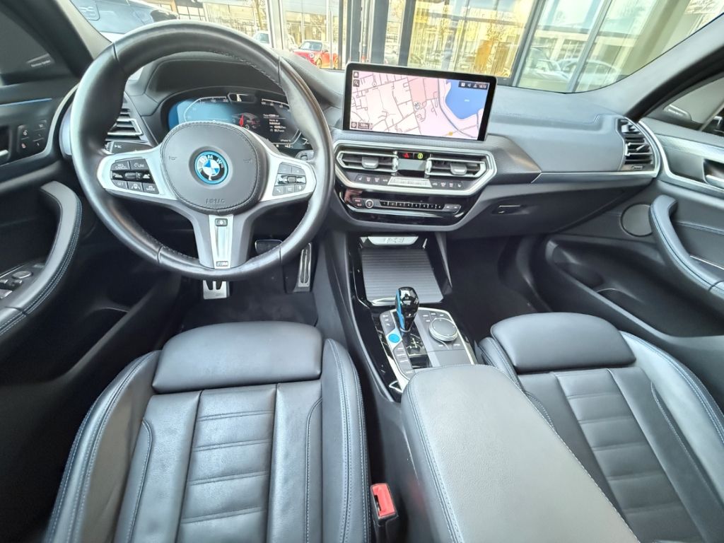 BMW iX3 2022