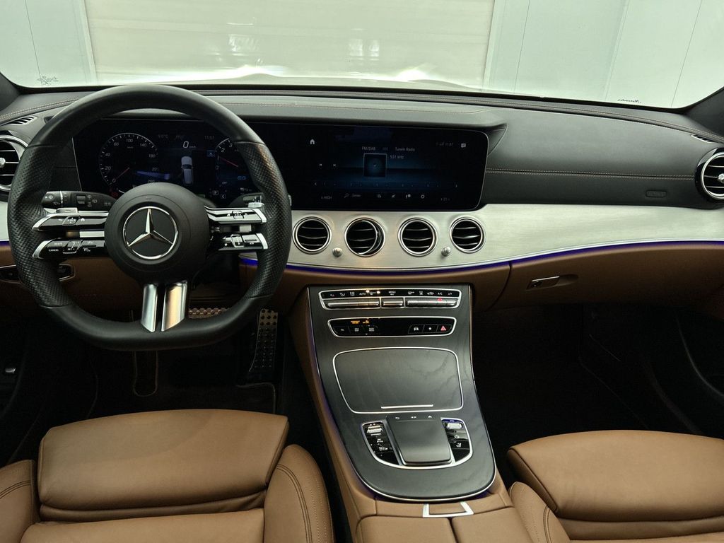 Mercedes-Benz E 300 2022