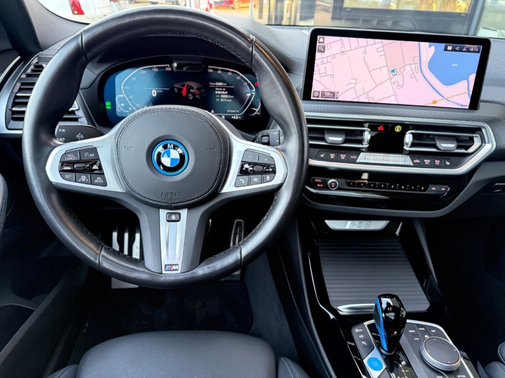BMW iX3 2022