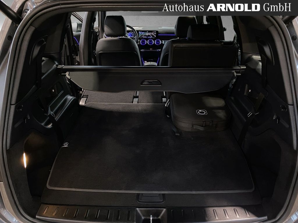 Mercedes-Benz EQB 2025