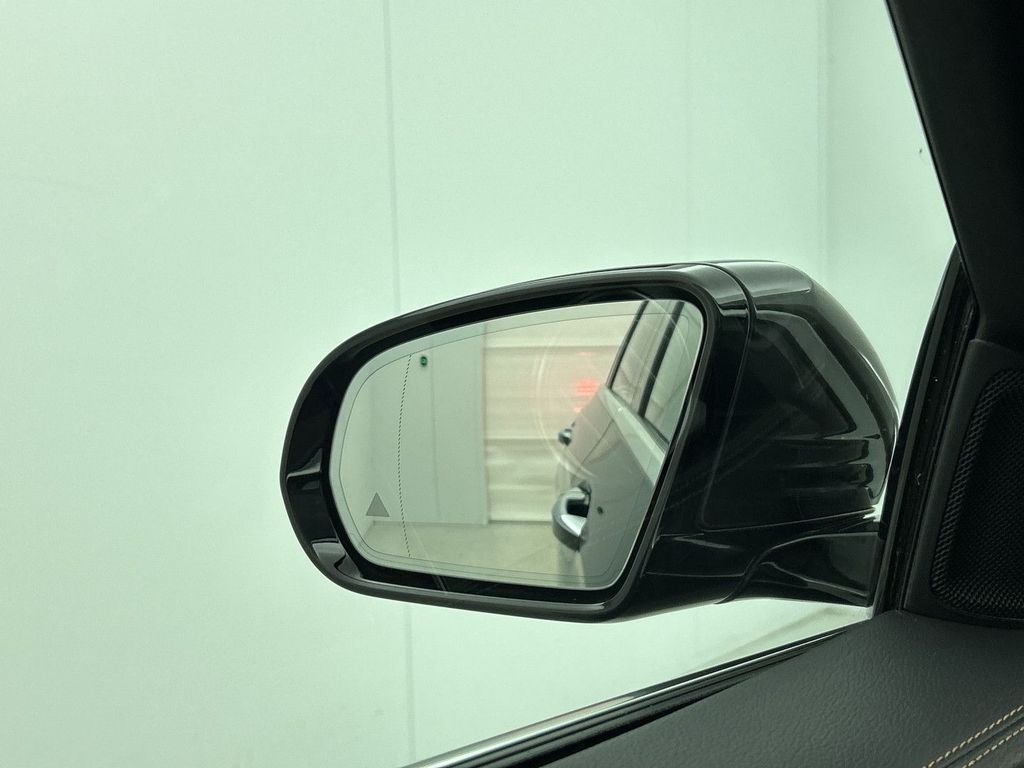 Mercedes-Benz E 300 2022