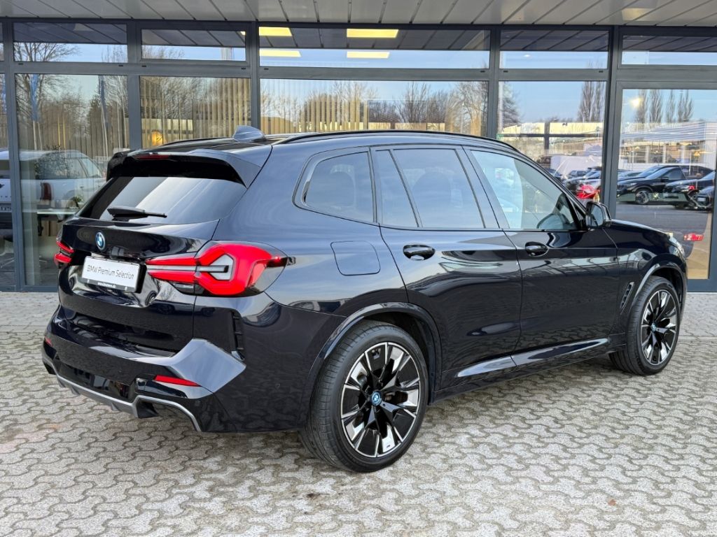 BMW iX3 2022
