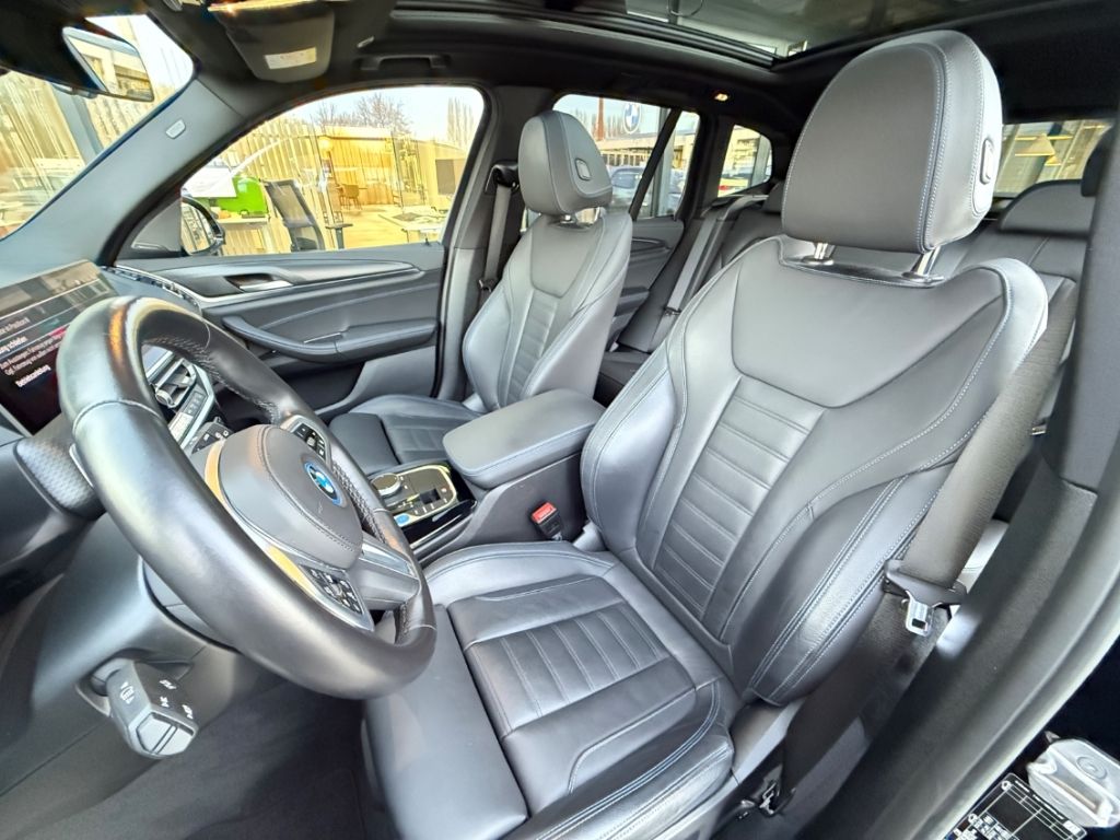 BMW iX3 2022