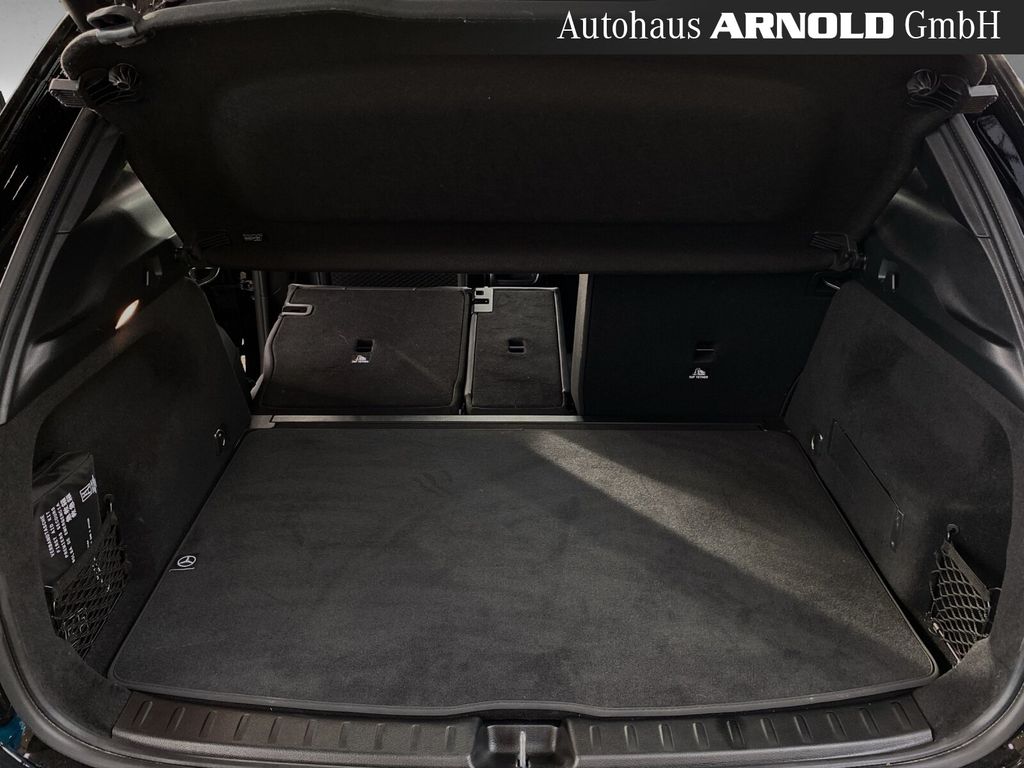 Mercedes-Benz GLA 200 2024