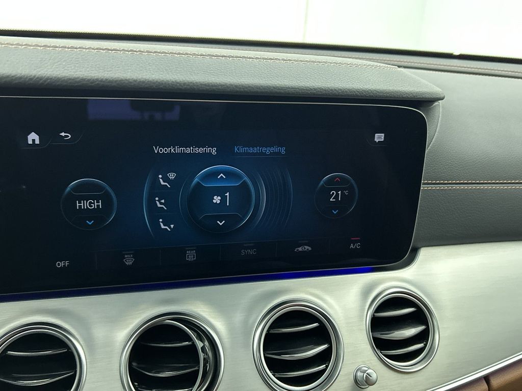 Mercedes-Benz E 300 2022