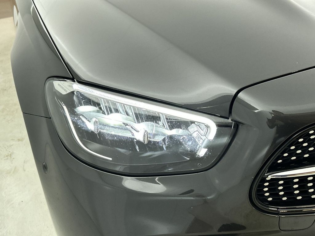 Mercedes-Benz E 300 2022