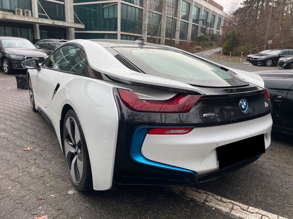 BMW i8 2018