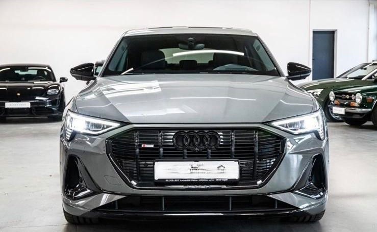 Audi e-tron 2022