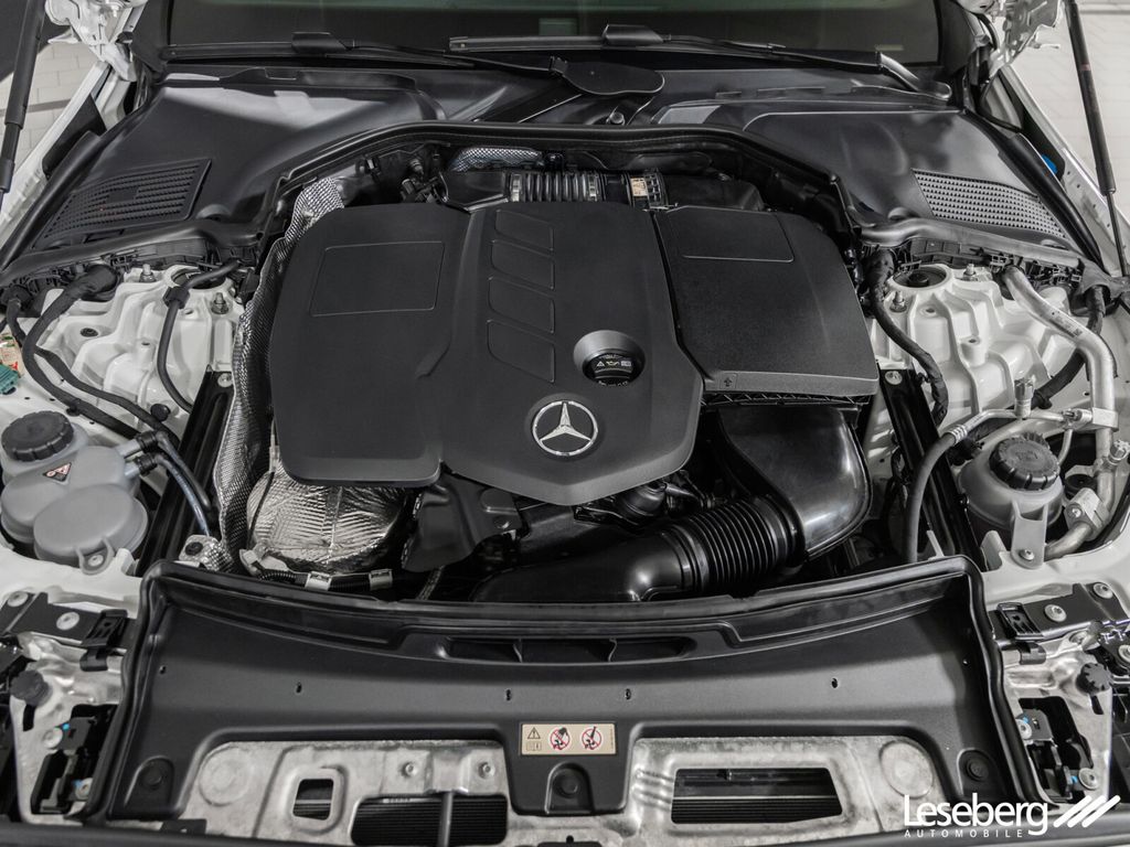 Mercedes-Benz C 300 2024