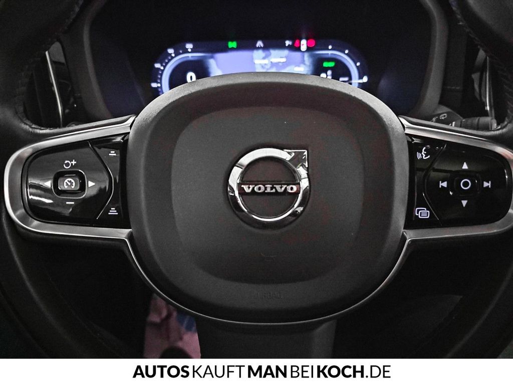 Volvo XC60 2022