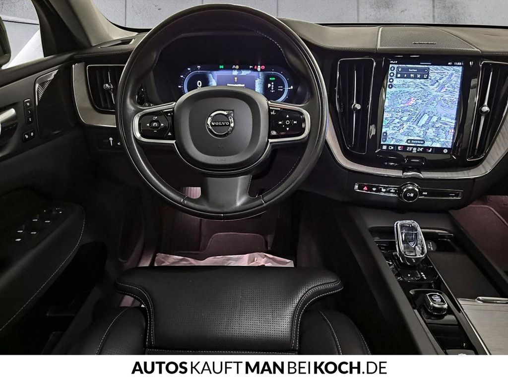 Volvo XC60 2022