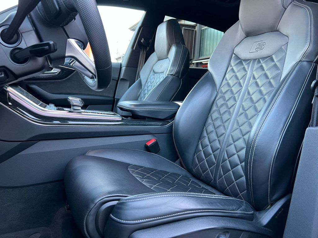 Audi Q8 2020