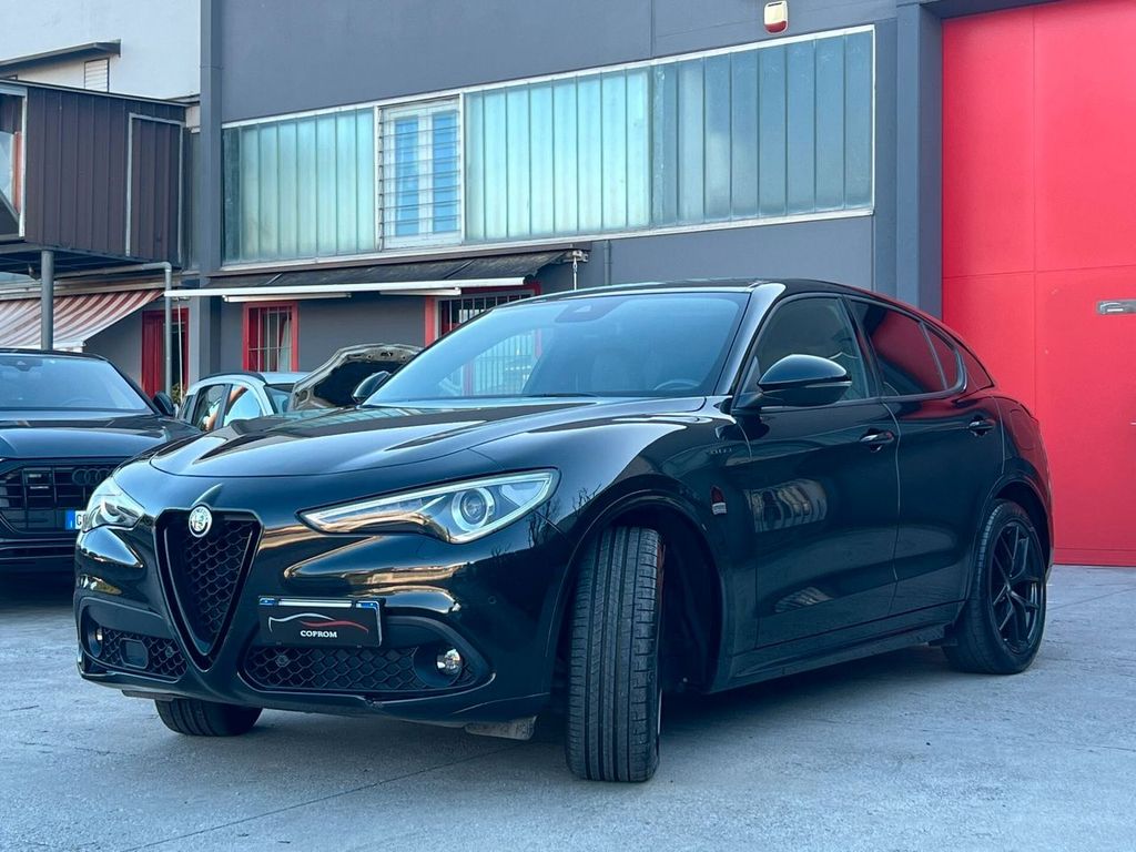 Alfa Romeo Stelvio 2021