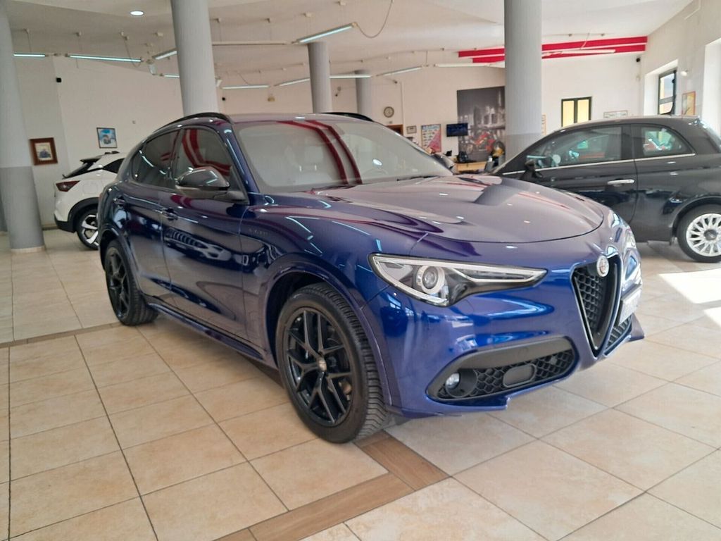 Alfa Romeo Stelvio 2021