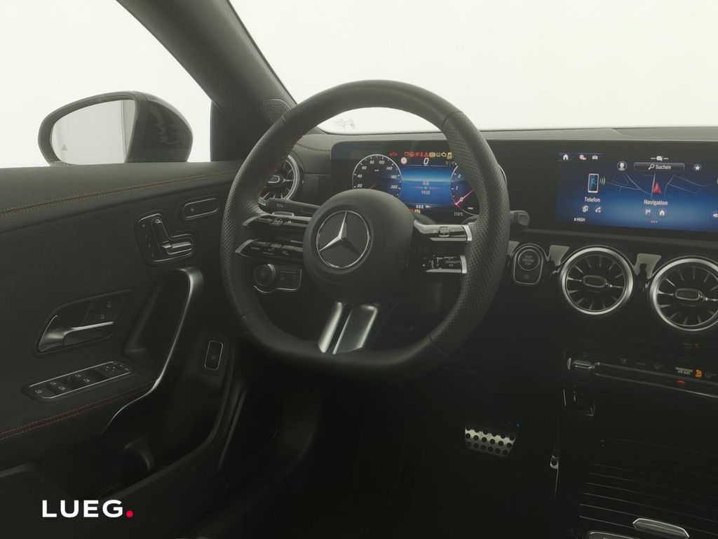 Mercedes-Benz CLA 200 2024