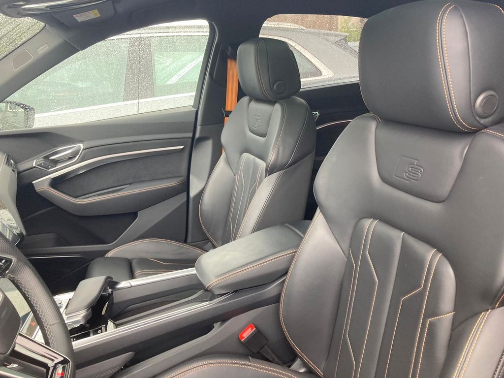 Audi e-tron 2022
