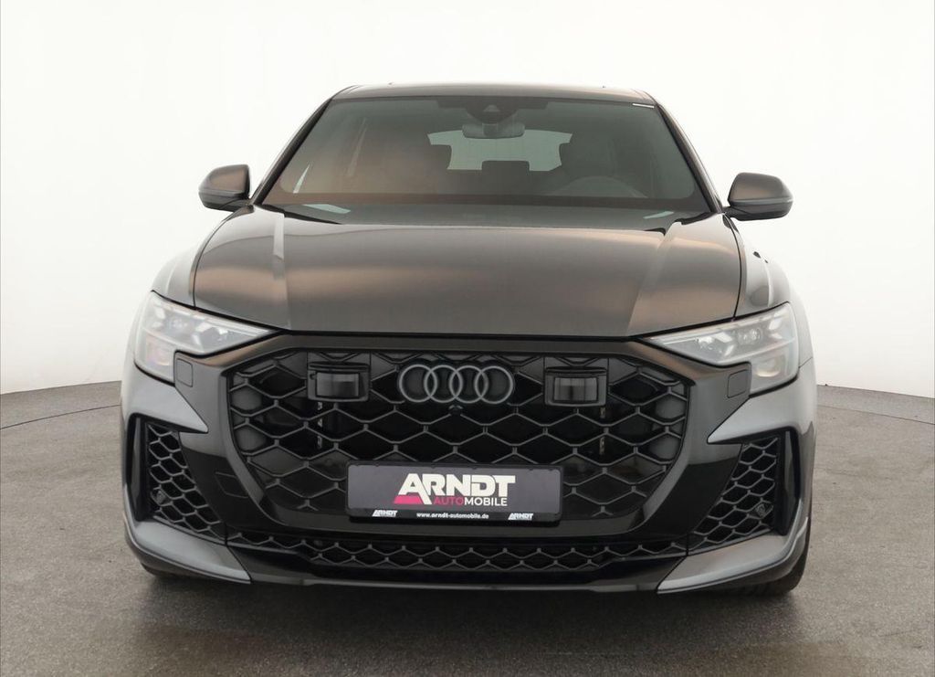 Audi RSQ8 2025