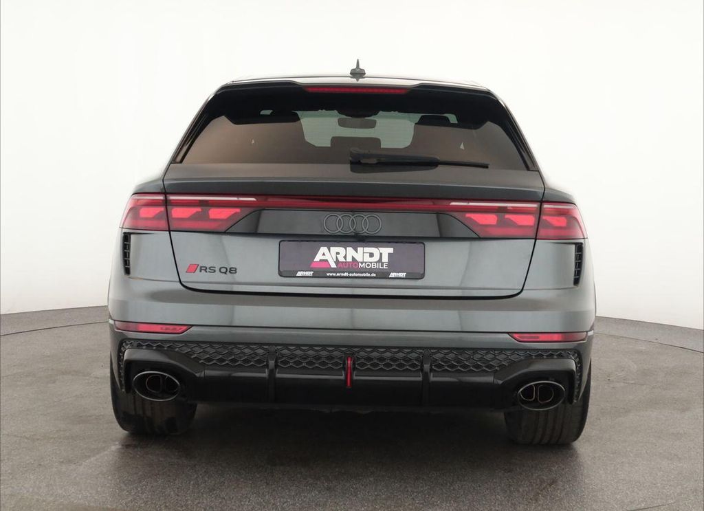 Audi RSQ8 2025