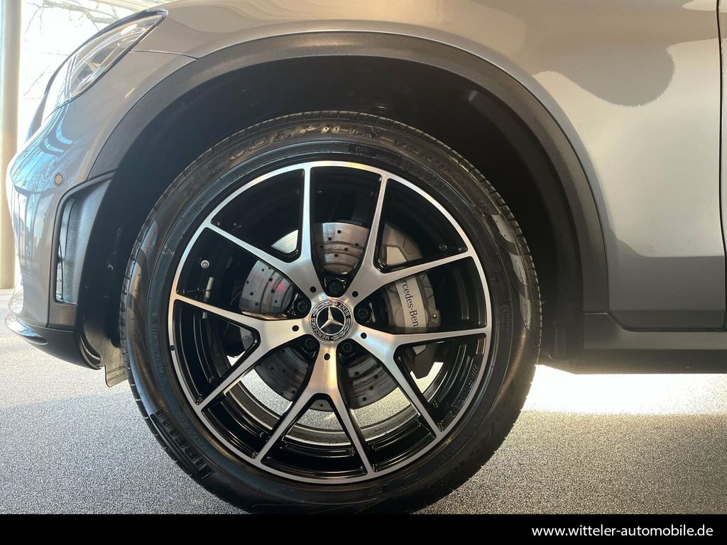 Mercedes-Benz GLC 300 2022