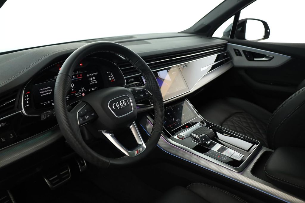Audi SQ7 2025