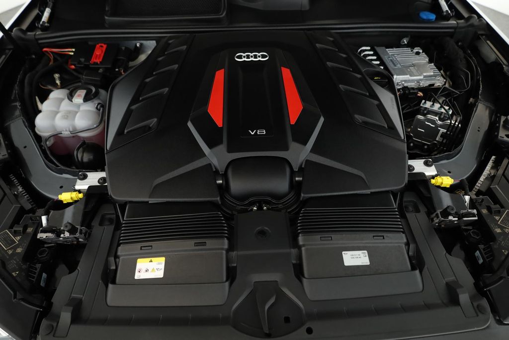 Audi SQ7 2025