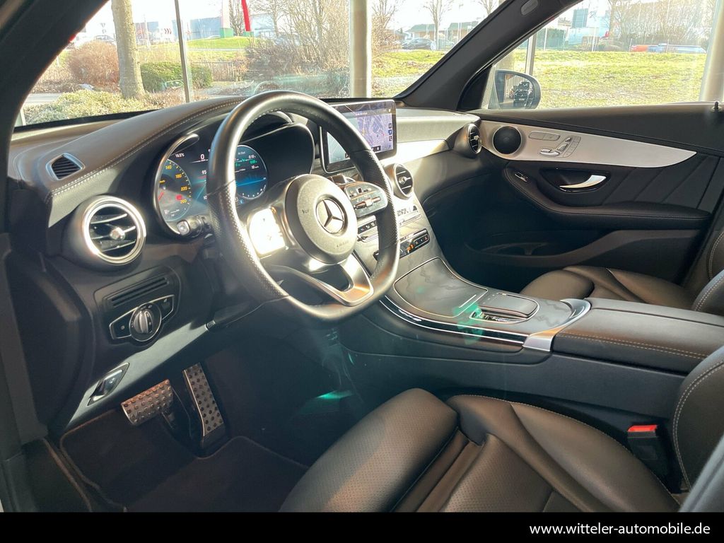 Mercedes-Benz GLC 300 2022