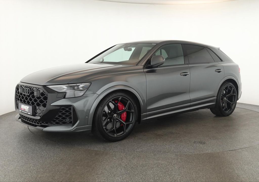Audi RSQ8 2025