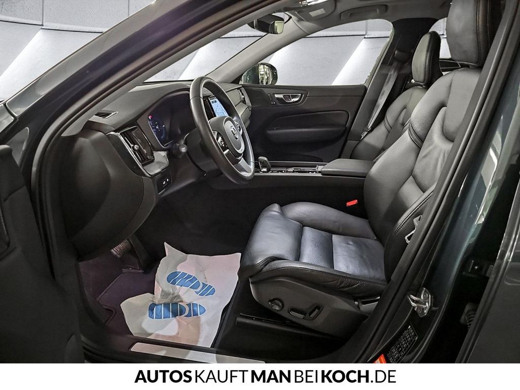 Volvo XC60 2022