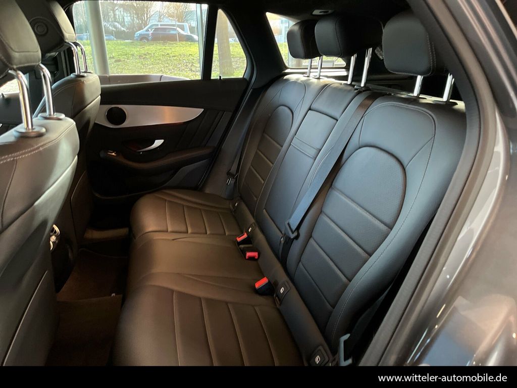 Mercedes-Benz GLC 300 2022