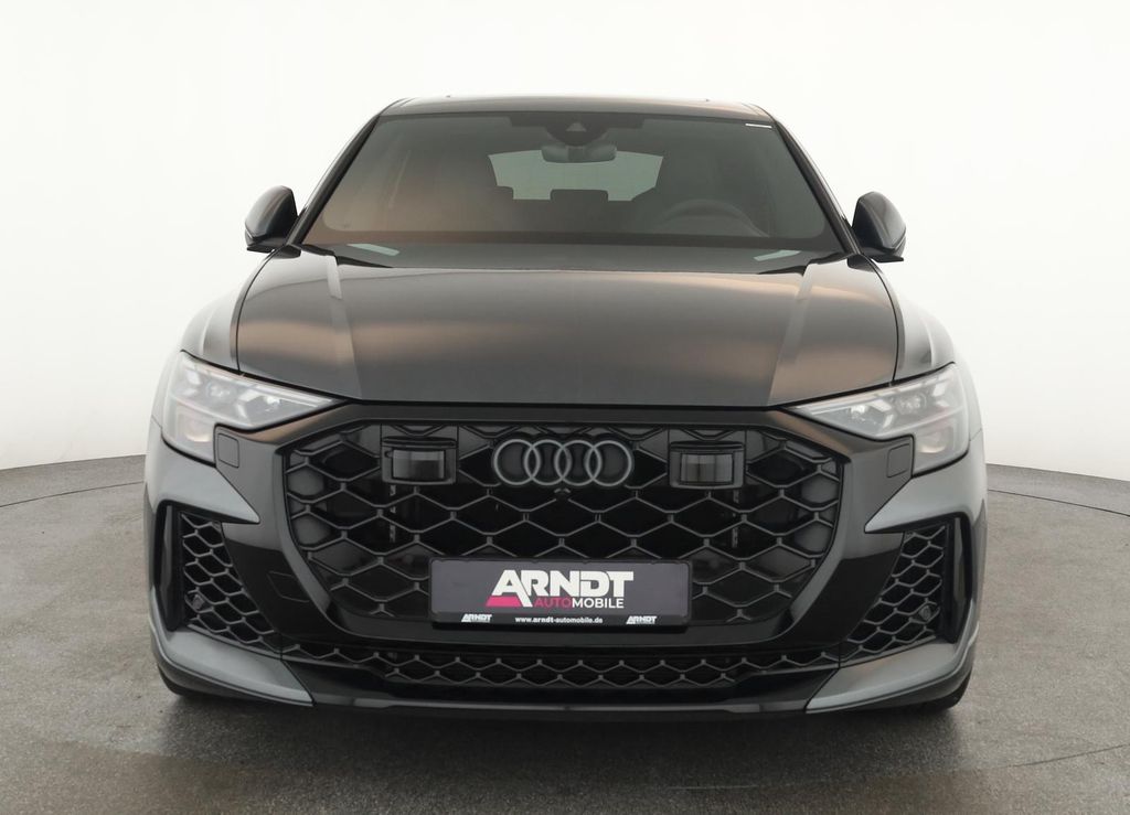 Audi RSQ8 2025