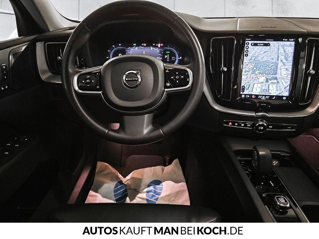 Volvo XC60 2022