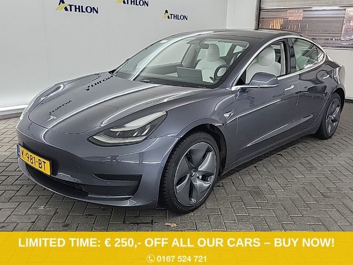 Tesla Model 3 2020