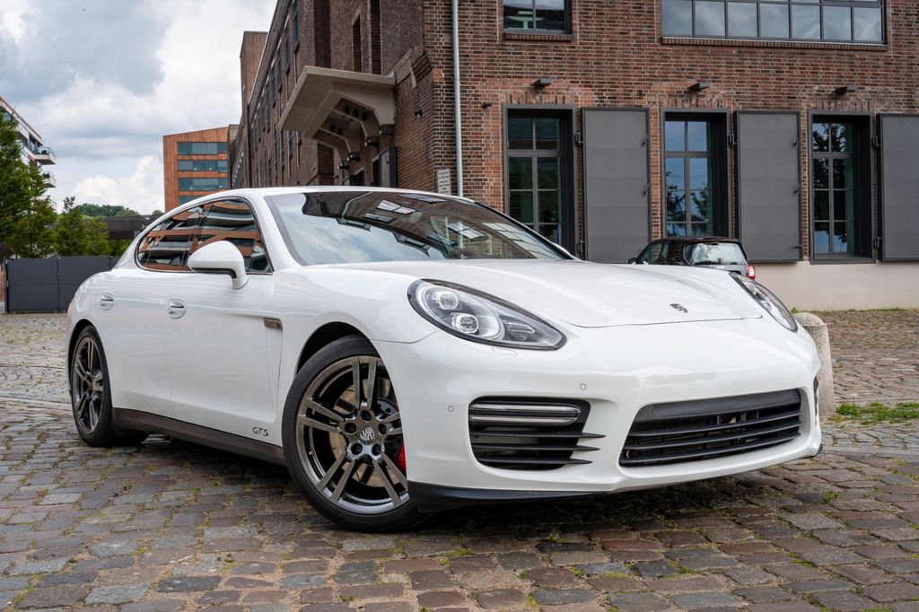 Porsche Panamera 2014
