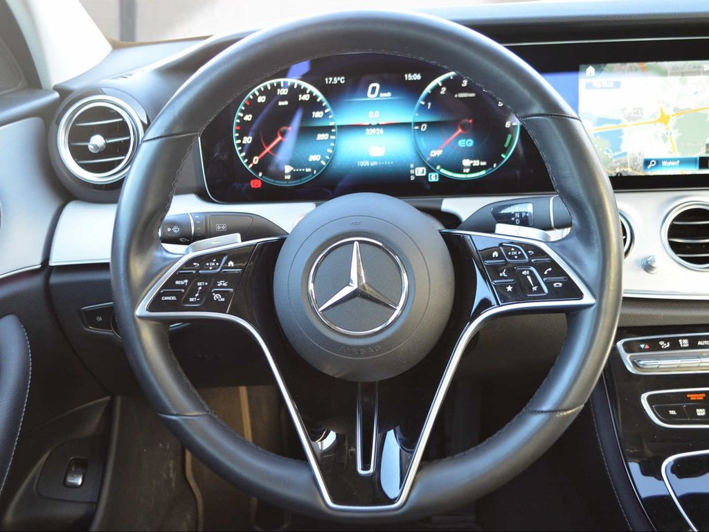 Mercedes-Benz E 300 2021