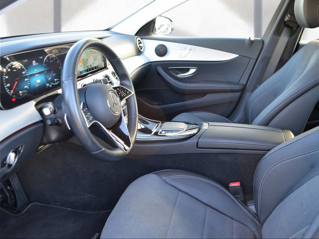 Mercedes-Benz E 300 2021