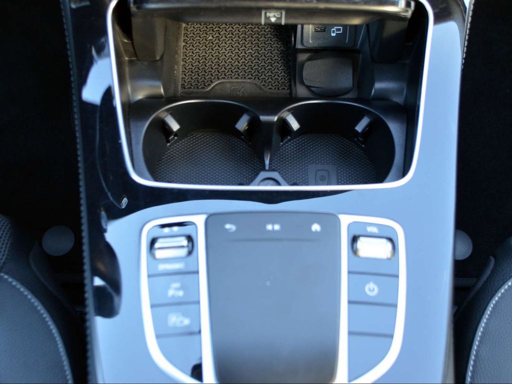 Mercedes-Benz E 300 2021