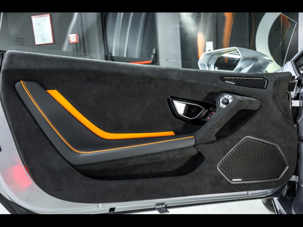 Lamborghini Huracán 2024