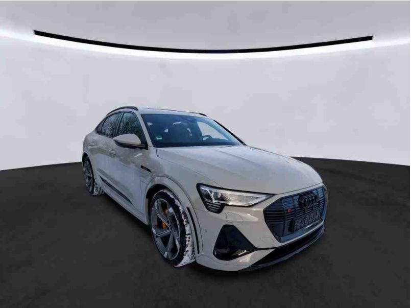 Audi e-tron 2022