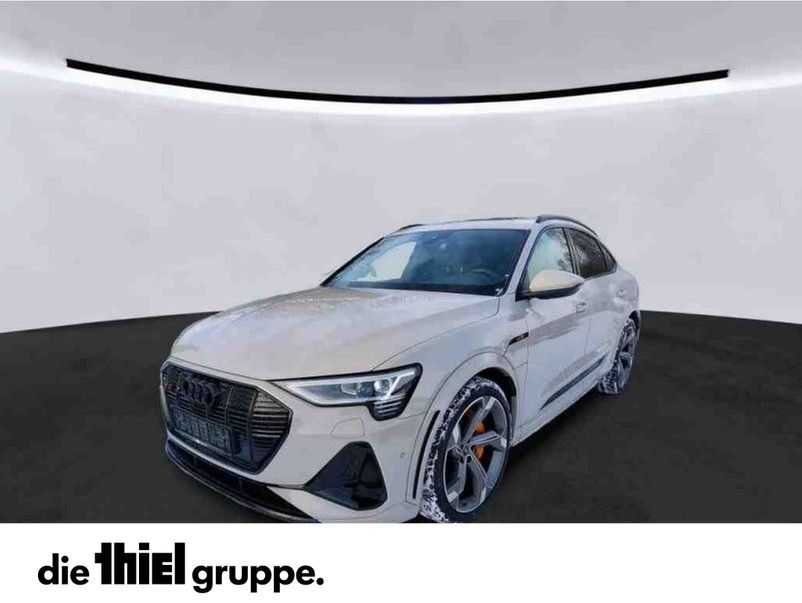 Audi e-tron 2022