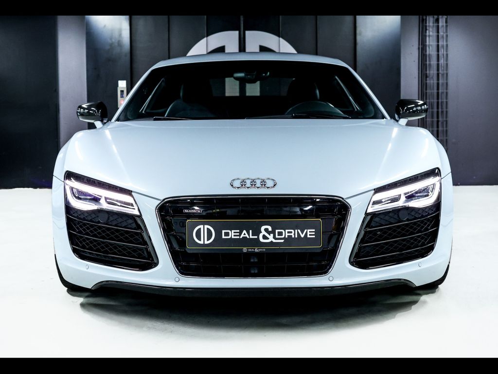 Audi R8 2013