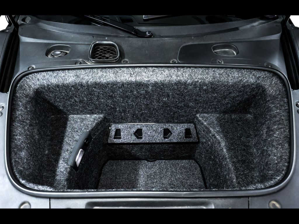 Audi R8 2013