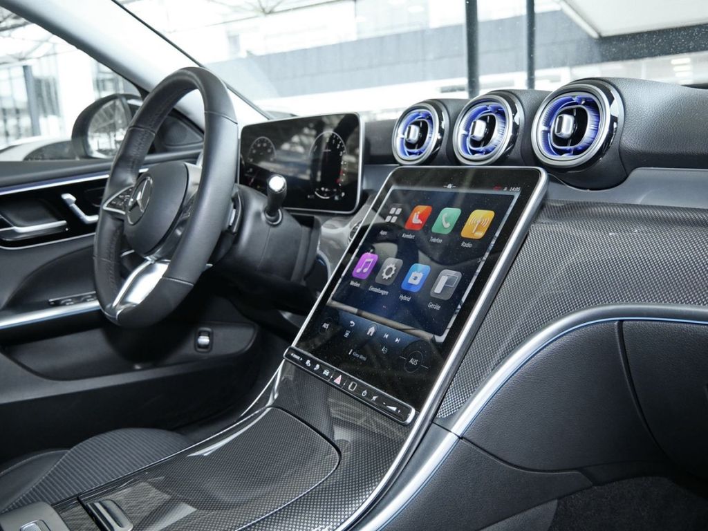 Mercedes-Benz C 300 2024