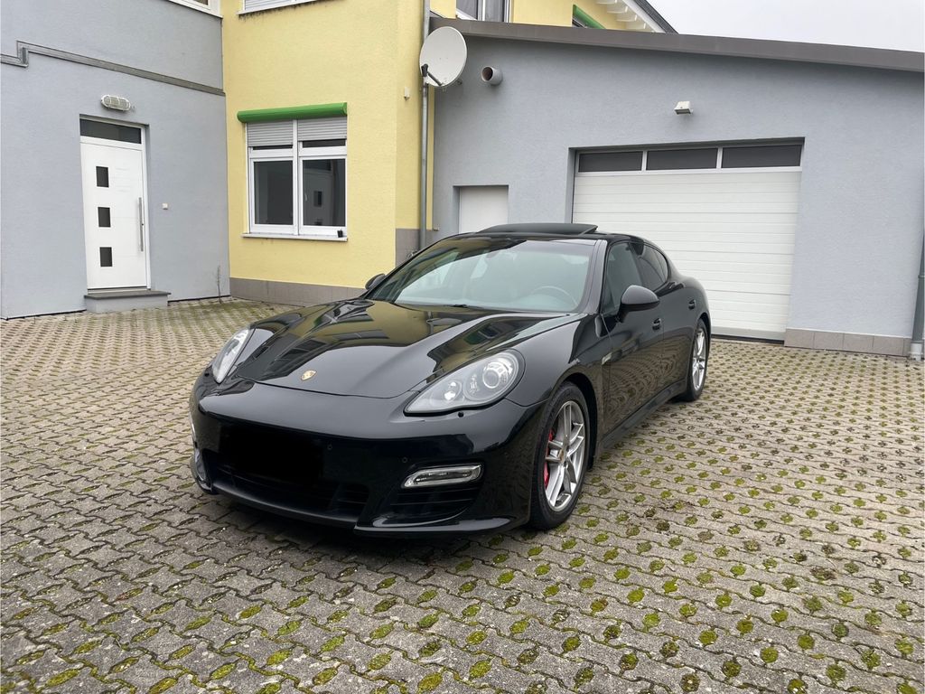Porsche Panamera 2013