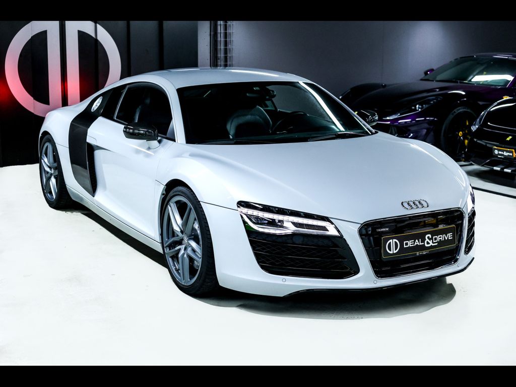 Audi R8 2013